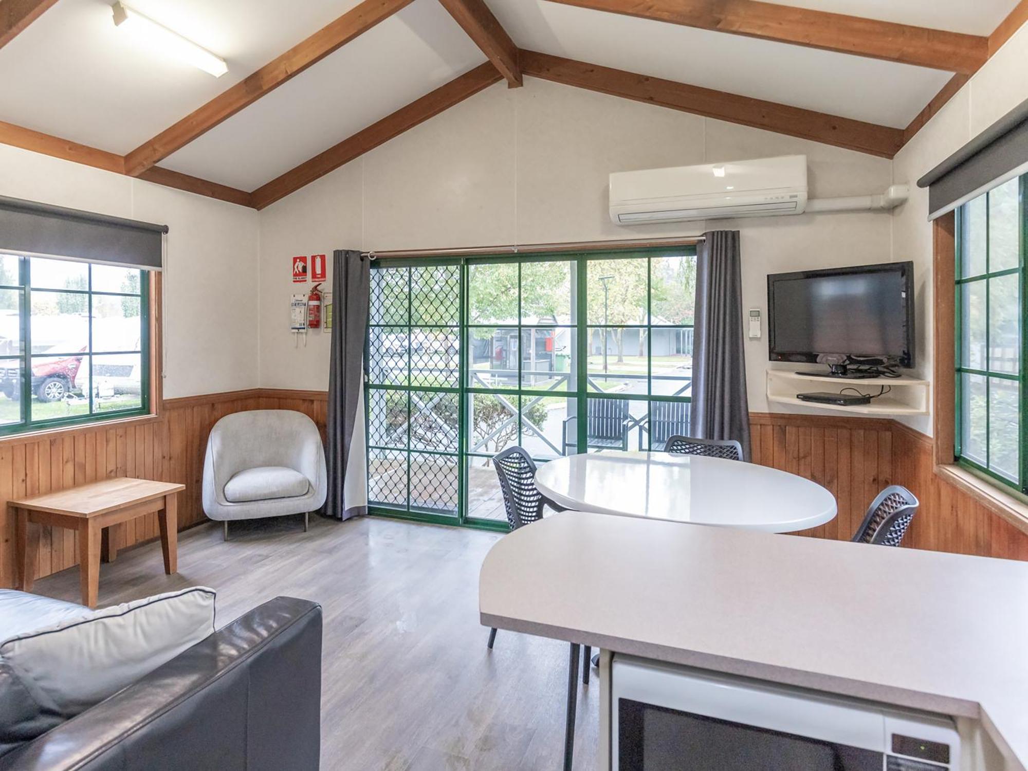 Nrma Ballarat Holiday Park 외부 사진